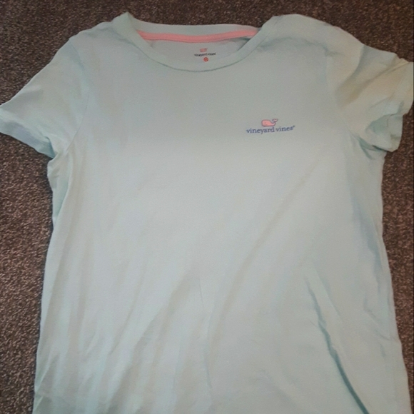 Vineyard vines t-shirt - Picture 1 of 4